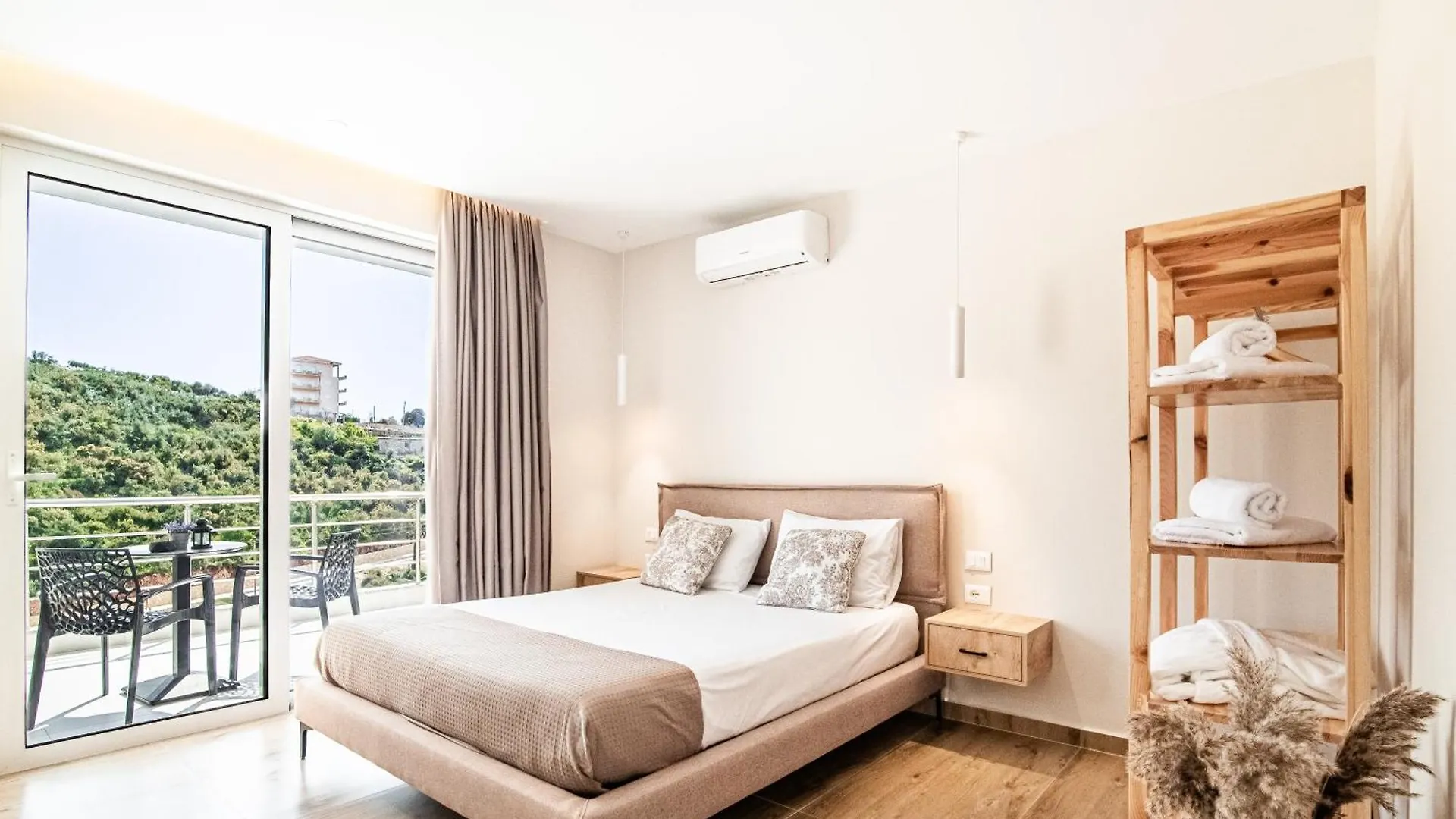 Penzion Ion Rooms Himarë Albánie