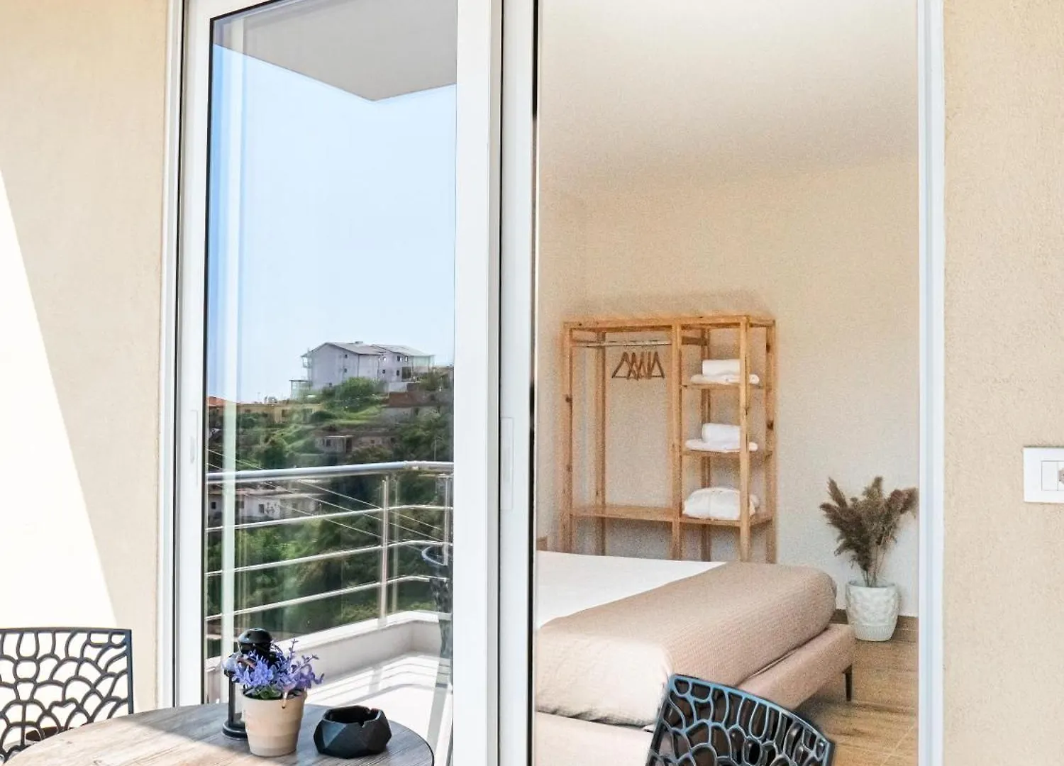 Ion Rooms Himarë Albania