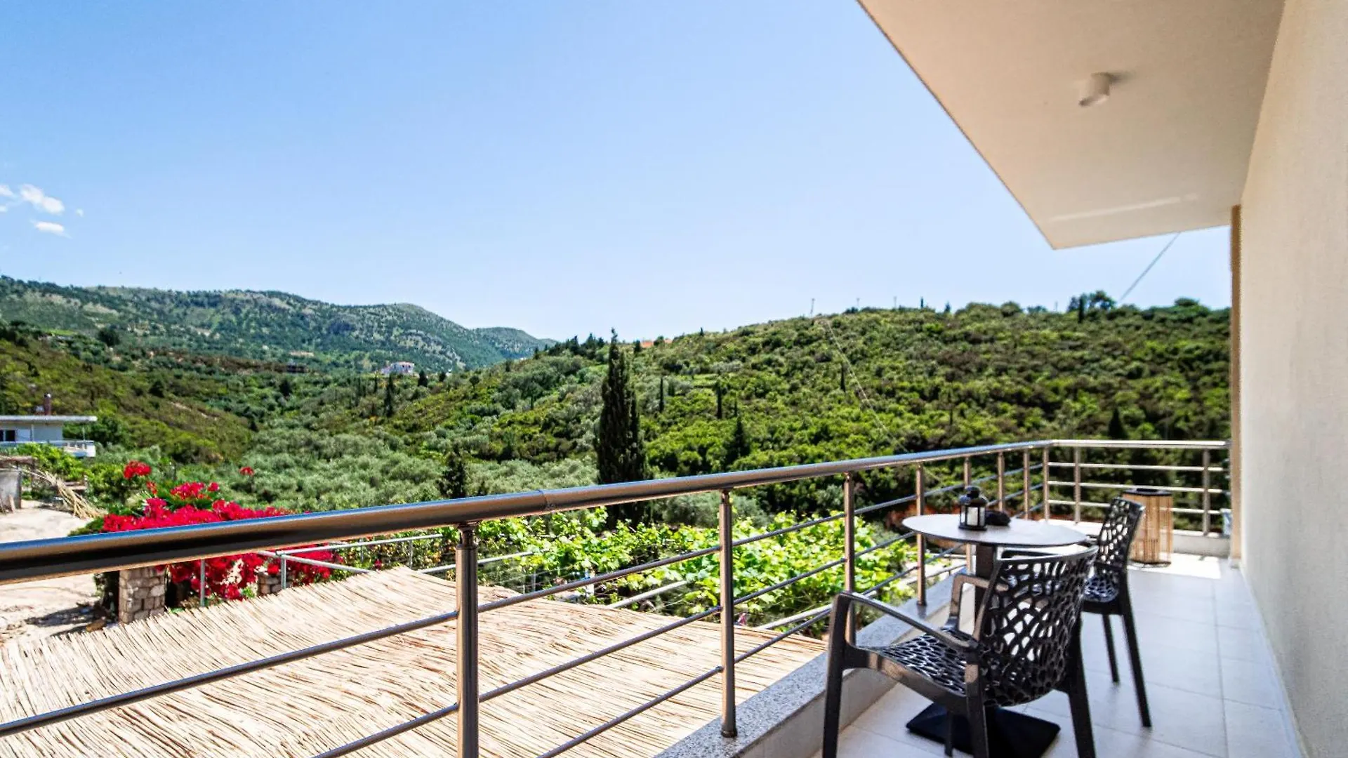 Penzion Ion Rooms Himarë